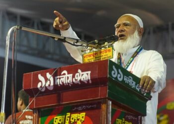 ‘কোরআন-সুন্নাহ বিরোধী আইন করার মূল্য সরকারকে দিতে হবে’