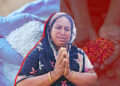 একদিকে সারের বদলে ঢুকছে মাদক, অন্যদিকে সার চাইতে গিয়ে ঘরছাড়া কৃষক