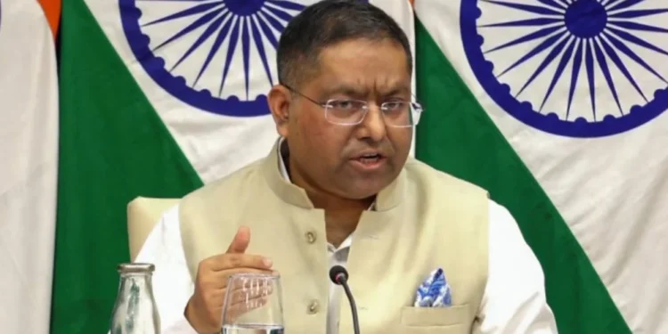 বরফ গলাতে চায় দিল্লি, ঢাকার সঙ্গে ইতিবাচক পথে এগোনোর বার্তা