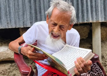 ব্রিটিশ-পাকিস্তান ও ভাষা আন্দোলনের সাক্ষী আব্বাস, ১২৩ বছরেও চশমা ছাড়াই পড়েন কোরআন