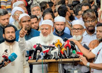 রাড্ডায় স্বাস্থ্যকেন্দ্র পুনঃপ্রতিষ্ঠায় জামায়াতের ৫০ লাখ টাকা অনুদান