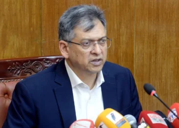 আবারও জনপ্রশাসন মন্ত্রনালয়ের কাজের ব্যাখ্যা দিলেন স্বরাস্ট্রমন্ত্রী