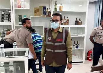 গুলশানে সালমান মুক্তাদিরের শ্বশুরের চার মদের গুদাম সিলগালা
