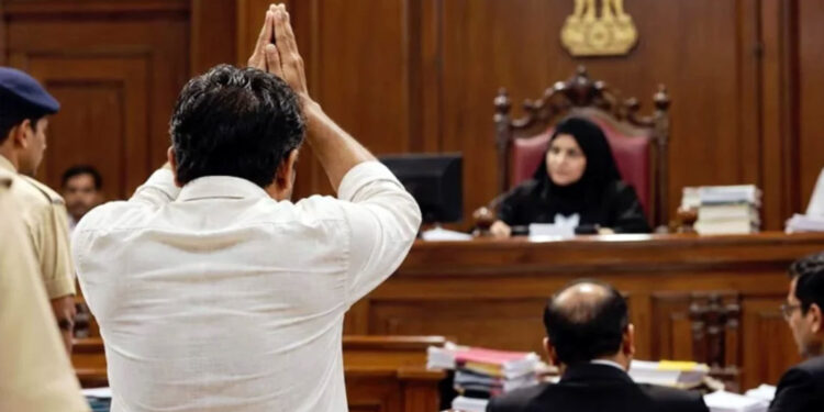 হিজাব পরা বিচারককে দেখে আদালতেই ‘জয় শ্রীরাম’ স্লোগান দিলেন আসামি