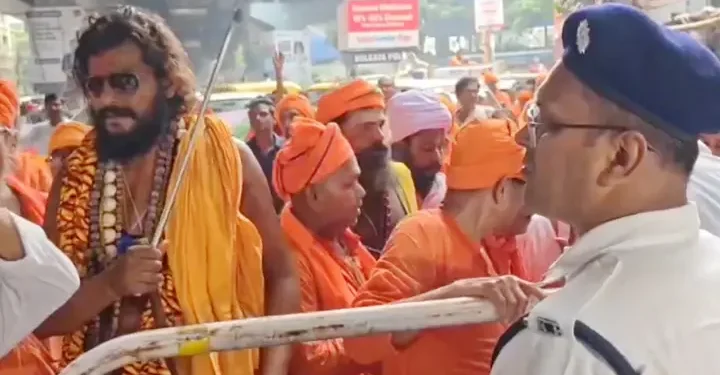 কলকাতায় বাংলাদেশ ডেপুটি হাইকমিশন ঘেরাওয়ের চেষ্টা, উত্তেজনা