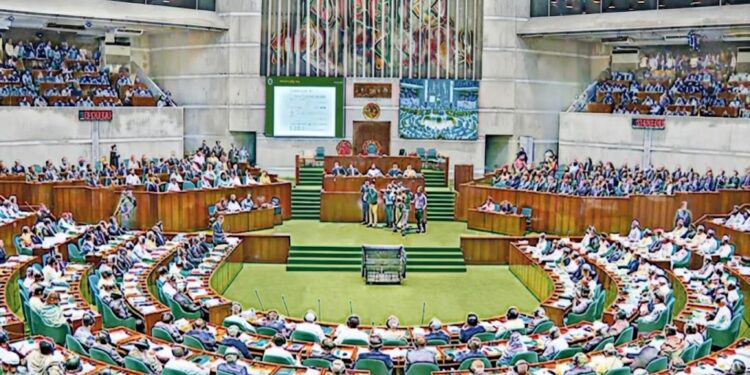 জেন-জি প্রজন্মের ক্ষোভ ও ‘এক-এগারো ভার্সন টু’র আশঙ্কা