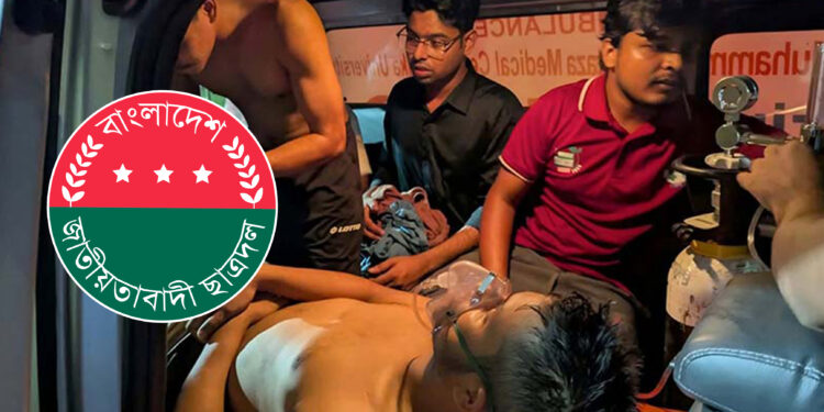 মীমাংসার বৈঠকে রণক্ষেত্র: ঢাবিতে মধ্যরাতে দুই হলের ছাত্রদলের সংঘর্ষ