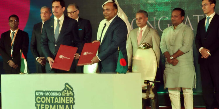 চট্টগ্রাম বন্দরের এনসিটি পরিচালনায় দুবাইয়ের ডিপি ওয়ার্ল্ডের সঙ্গে চুক্তি সই