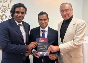 ভারতে শেখ হাসিনাকে আশ্রয়, ঢাকা-দিল্লি সম্পর্ক উন্নয়নে বড় বাধা : রাষ্ট্রদূত মুশফিক