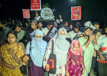 ‘ডেডলাইন’ ১৮ ডিসেম্বর, বিচার না পেলে শাহবাগে সিদ্ধান্ত নেবে জনতা