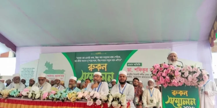 হাসিনার পথেই হাঁটছে সরকার, পরিণতিও একই হতে পারে: জামায়াত আমির