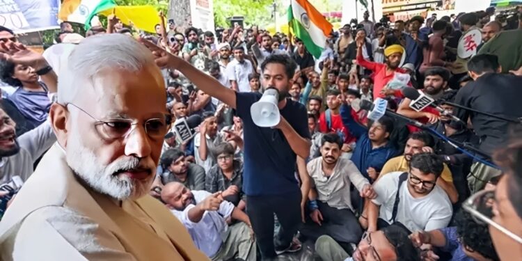 মোদির আত্মবিশ্বাসী ভাবমূর্তিতে চিড় ধরাচ্ছে তরুণদের বিক্ষোভ