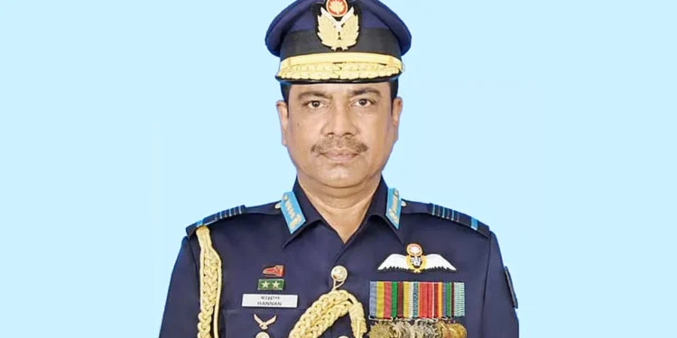 কাতারে গ্রেপ্তার বিমান বাহিনীর সাবেক প্রধান শেখ আব্দুল হান্নান