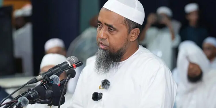 পূজায় নিরাপত্তা দেওয়া রাষ্ট্রের দায়িত্ব, তবে এতে অংশ নিলে ঈমান থাকবে না