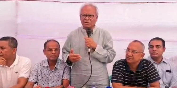 আইজিপির ক্রসফায়ার ফেরানোর বক্তব্যে বিব্রত সরকার: রিজভী