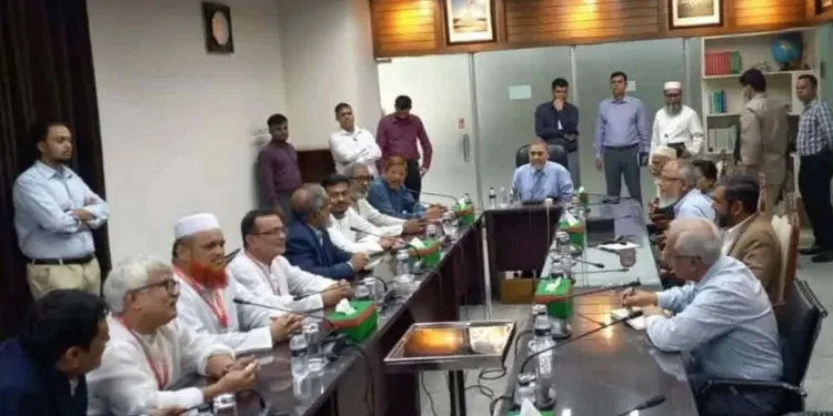 সিইসির সঙ্গে বৈঠকে ১১ দলীয় ঐক্যের প্রতিনিধি দল